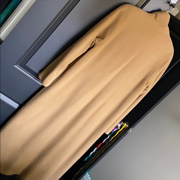 Women’s long lamb wool angora coat - Picture 3 of 5